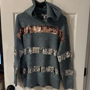 NWT Nine West hoodie sweater with sequins. Size medium.